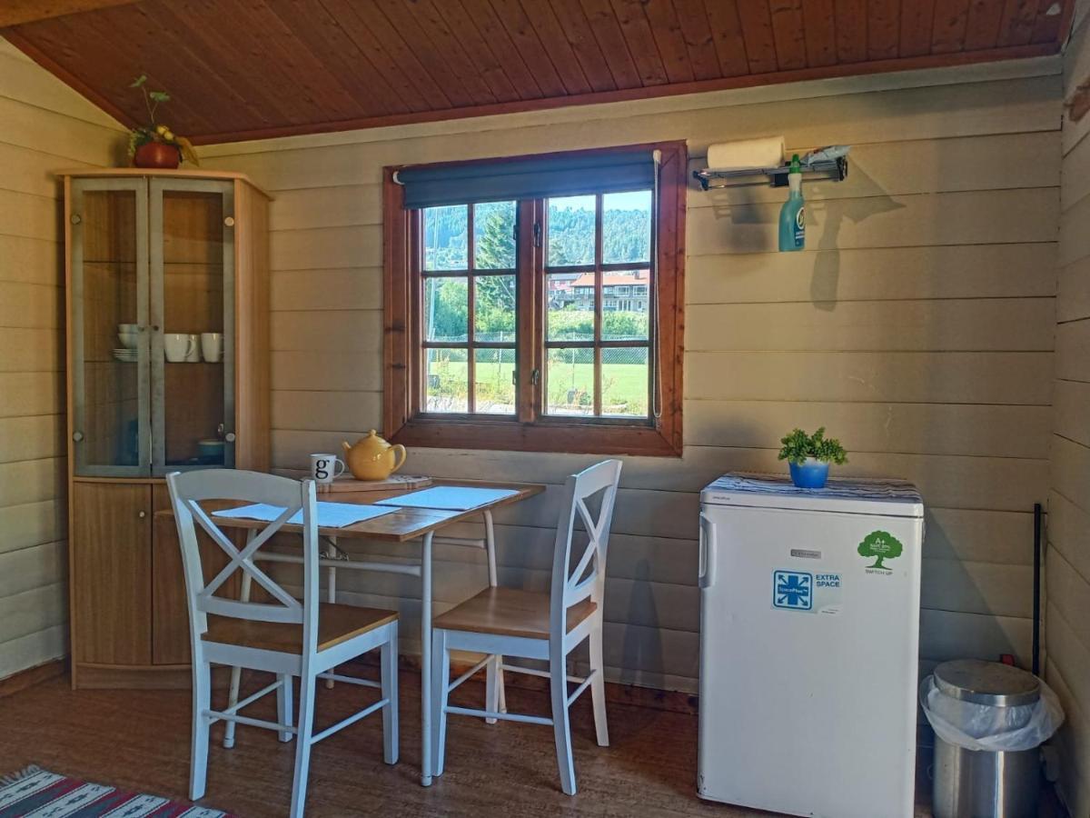 Lubbenes Gard Acomodação com café da manhã Molde Exterior foto